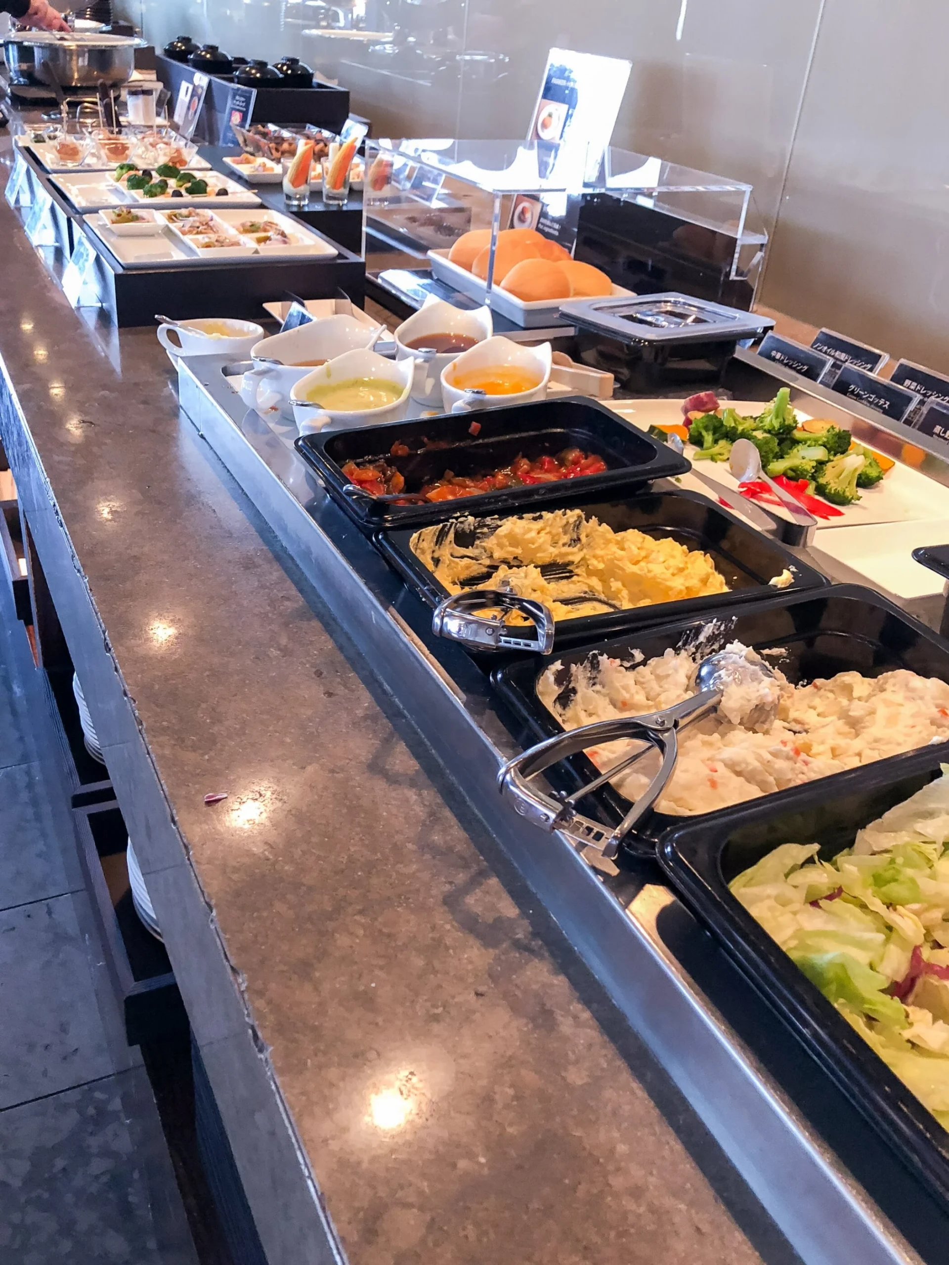 Salad buffet at Japan Airlines First Class Lounge at Tokyo Narita Airport