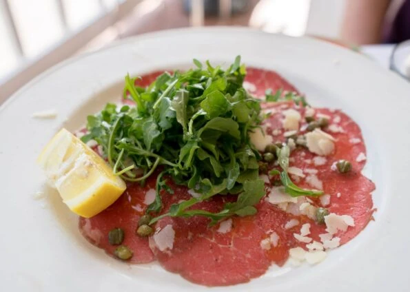 Piatti La Jolla carpaccio