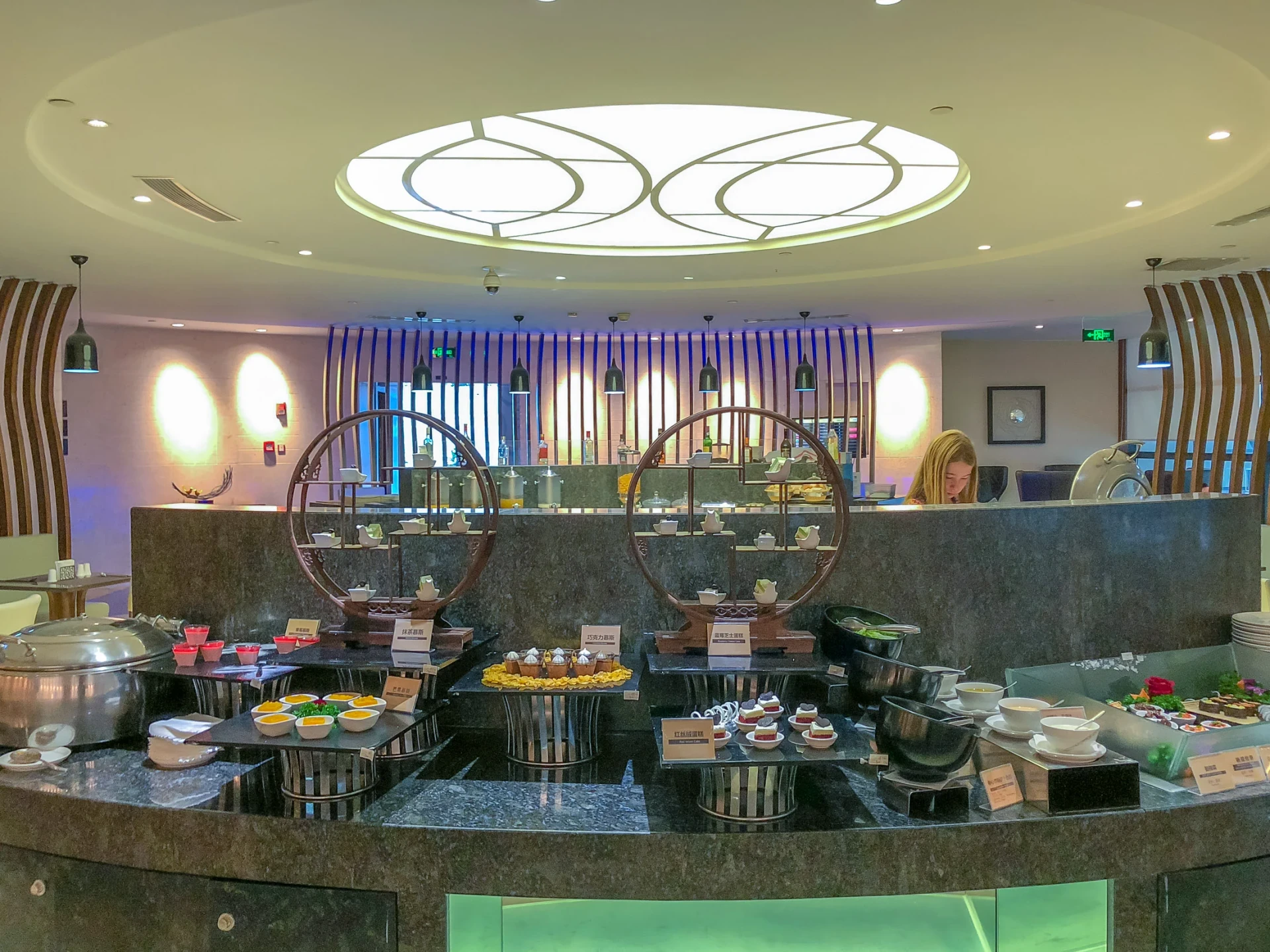 Air China Lounge: PVG Shanghai Airport