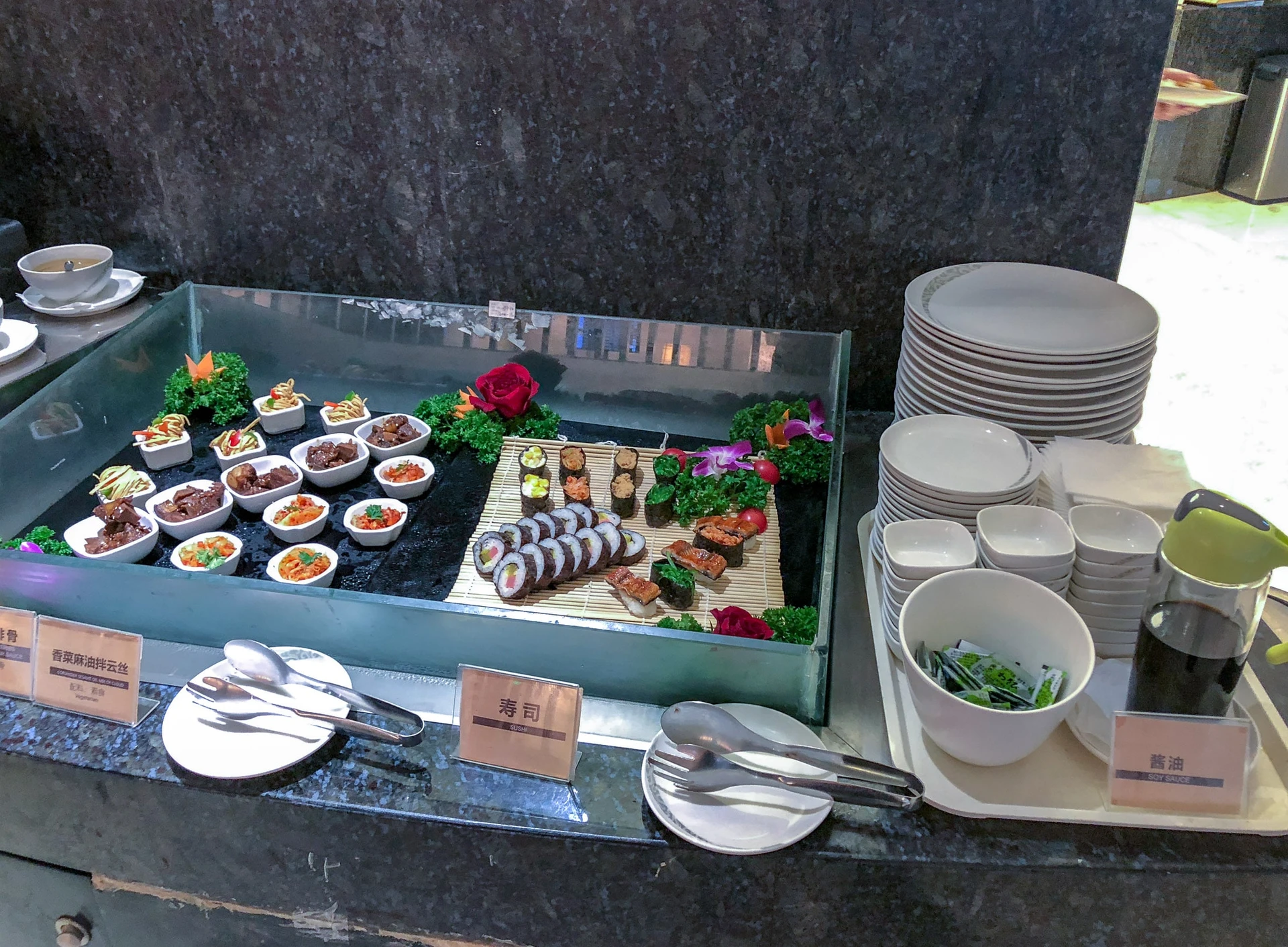 Air China First Class Lounge Sushi: PVG Shanghai Airport