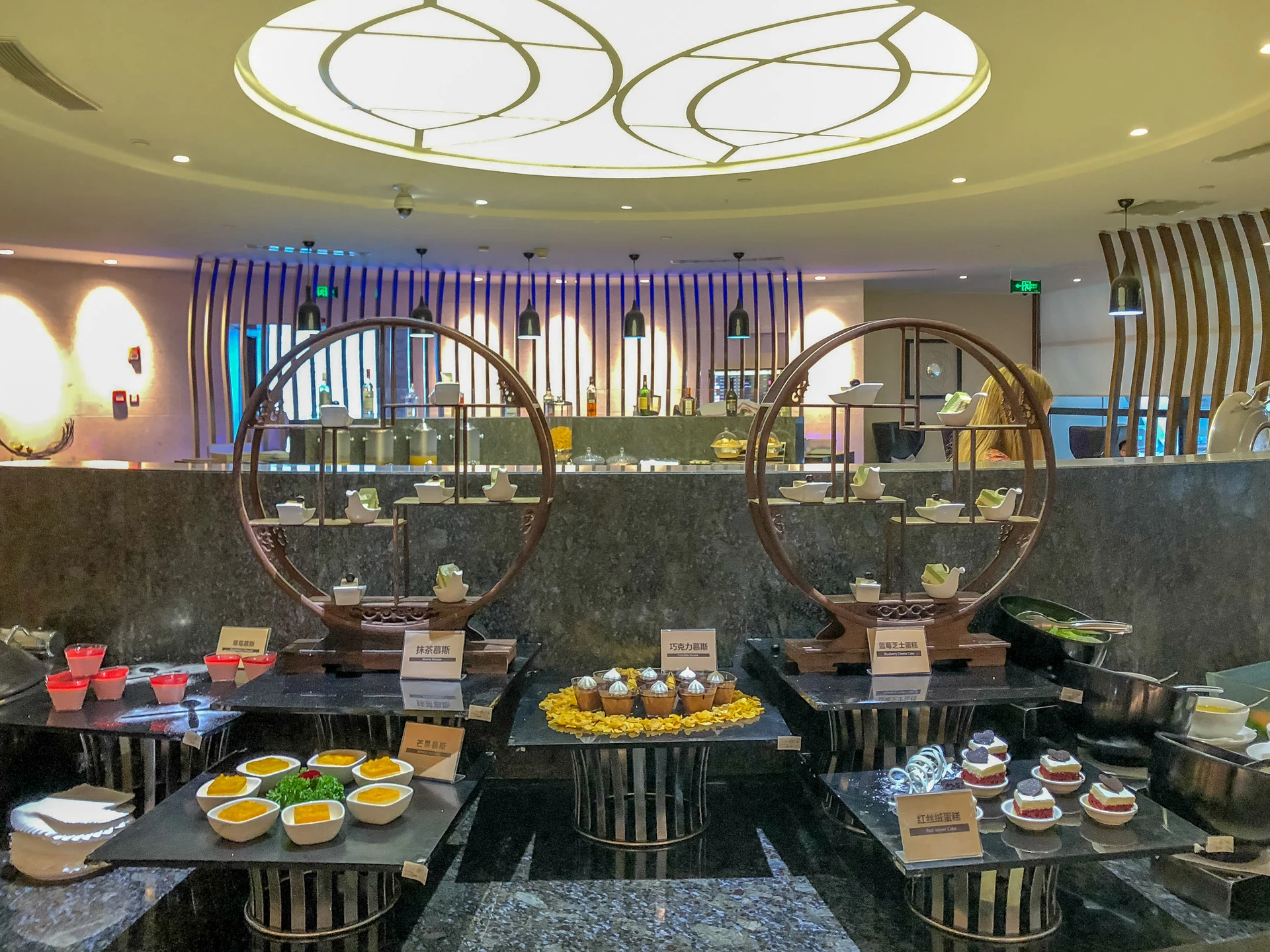 Review of Air China first class lounge Shanghai Pudong Airport