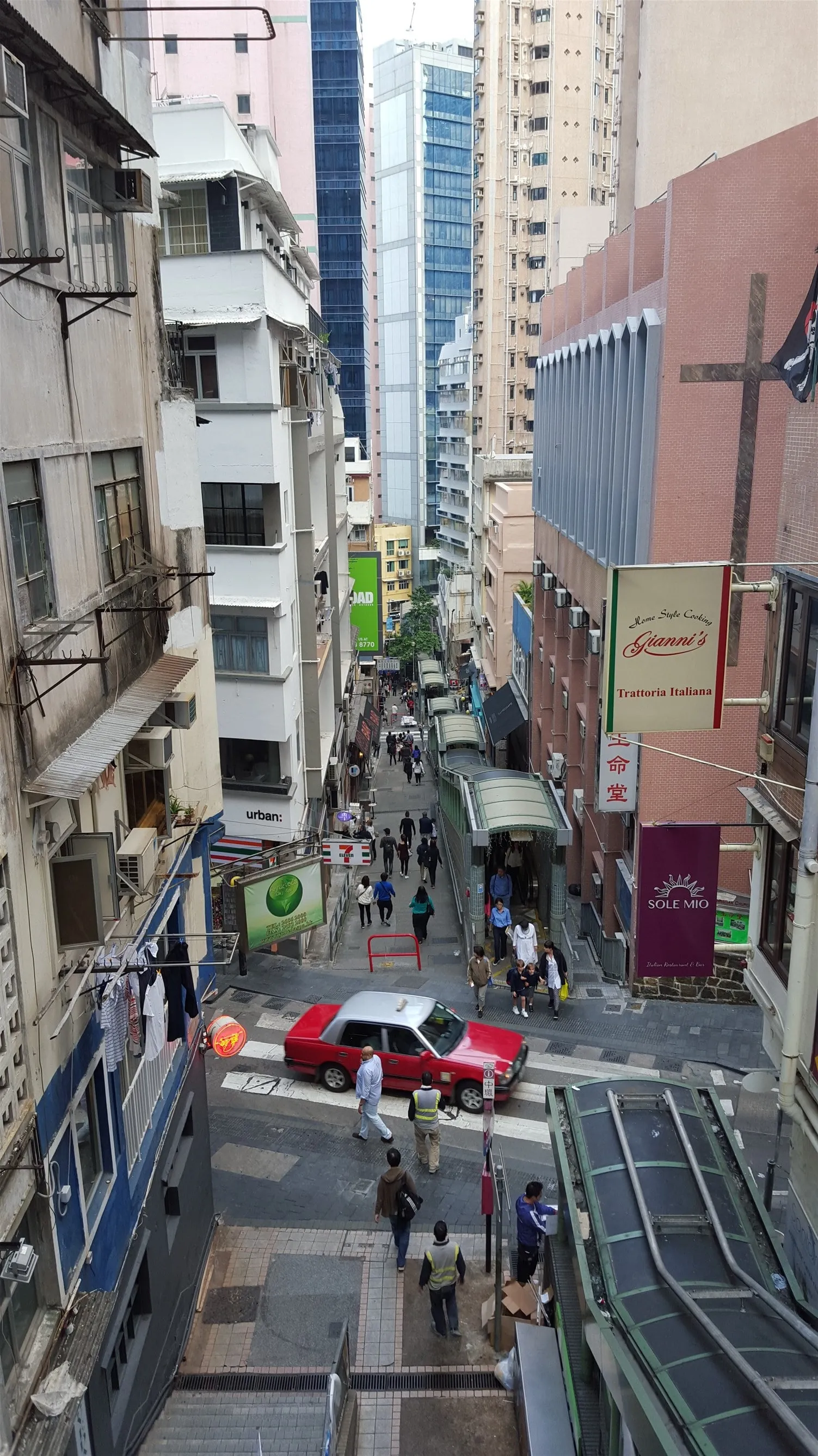 A downhill view of the Mid-Levels escalator