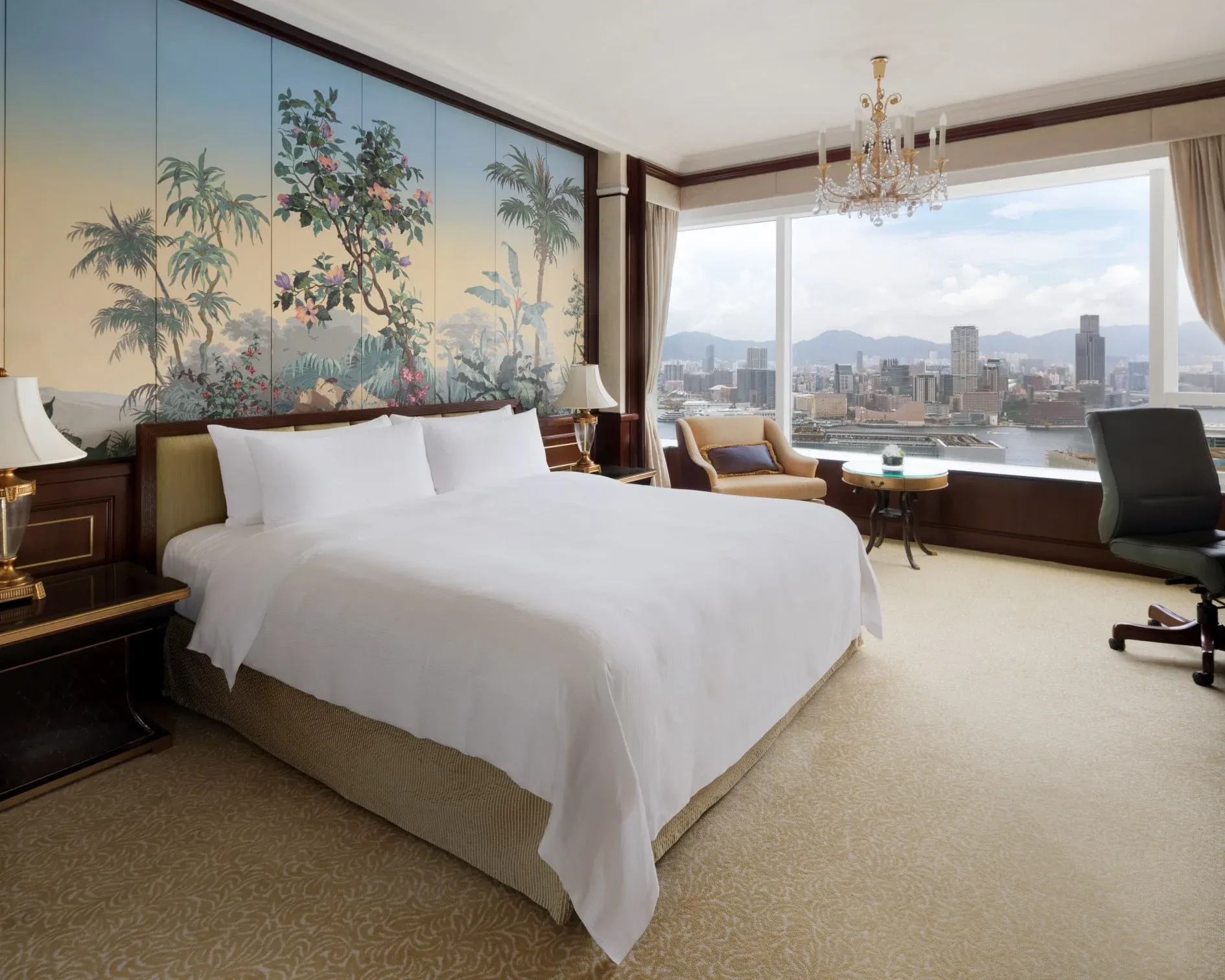 Island Shangri-La Hong Kong hotel Harbour View Suite