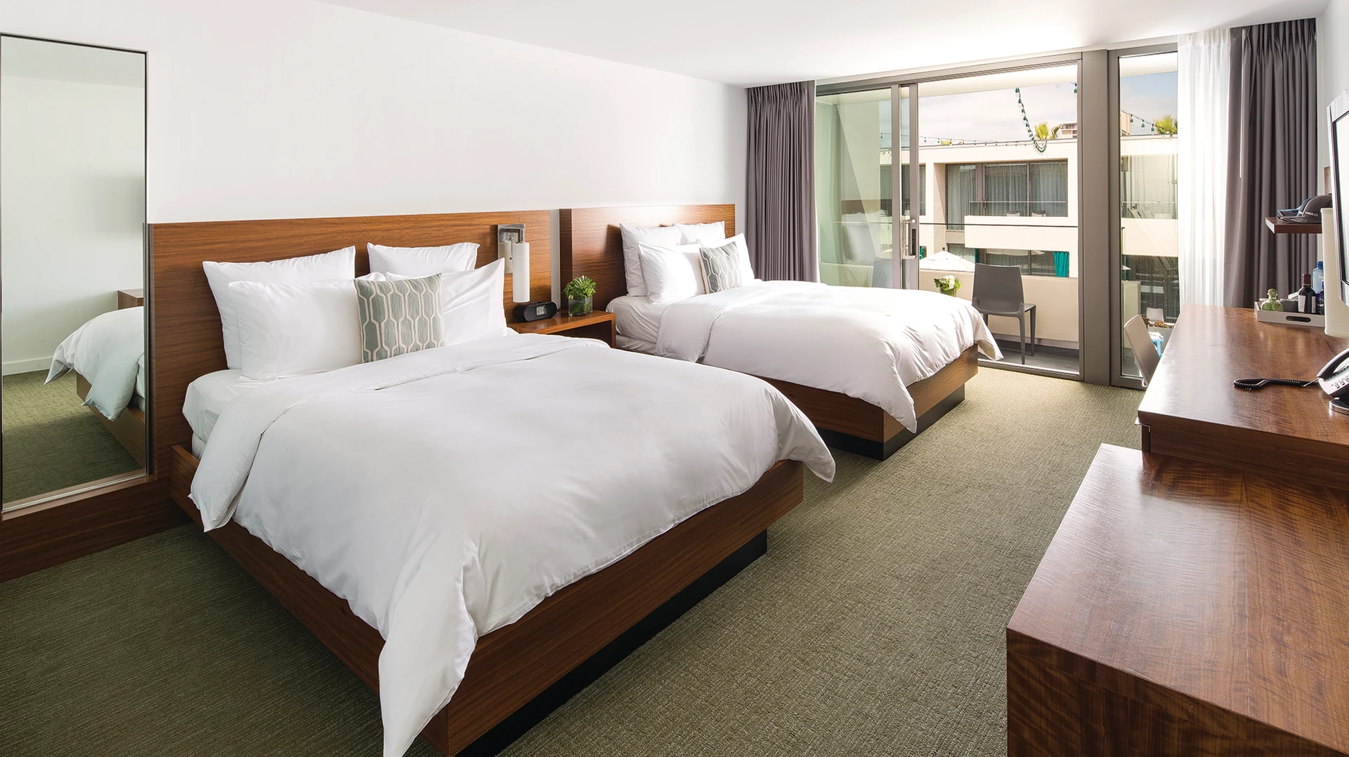 Spirit Pad room at Tower 23 in San Diego