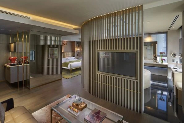 The Landmark Mandarin Oriental, Hong Kong luxury hotel L600 room