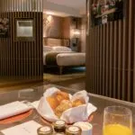 L600 room at The Landmark Mandarin Oriental, Hong Kong luxury hotel