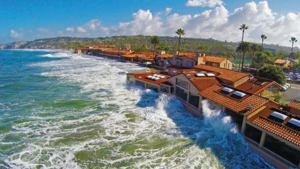 High tide dining at The Marine Room restaurant in La Jolla Shores