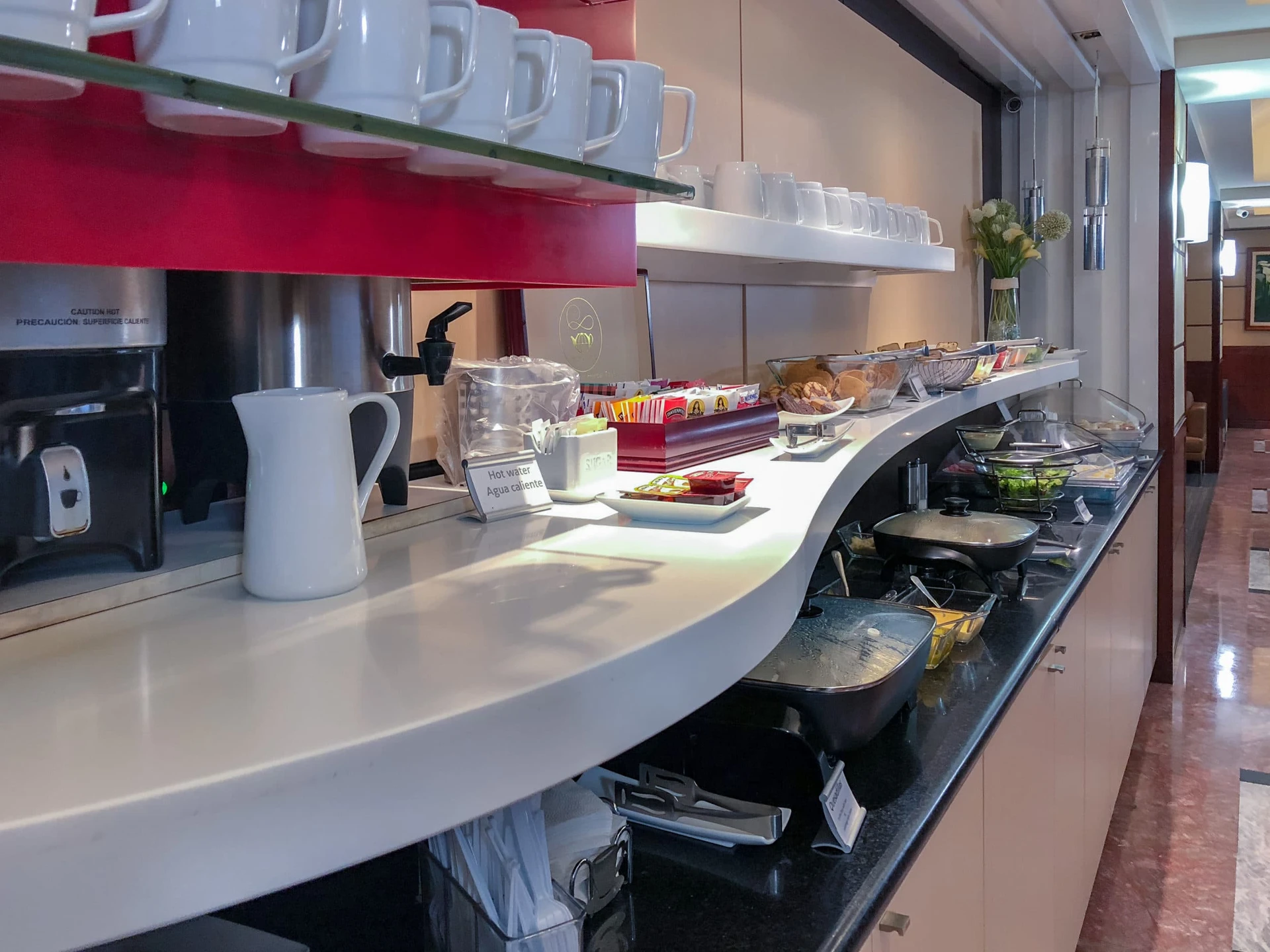 American Airlines Admirals Club food at Mexico City airport