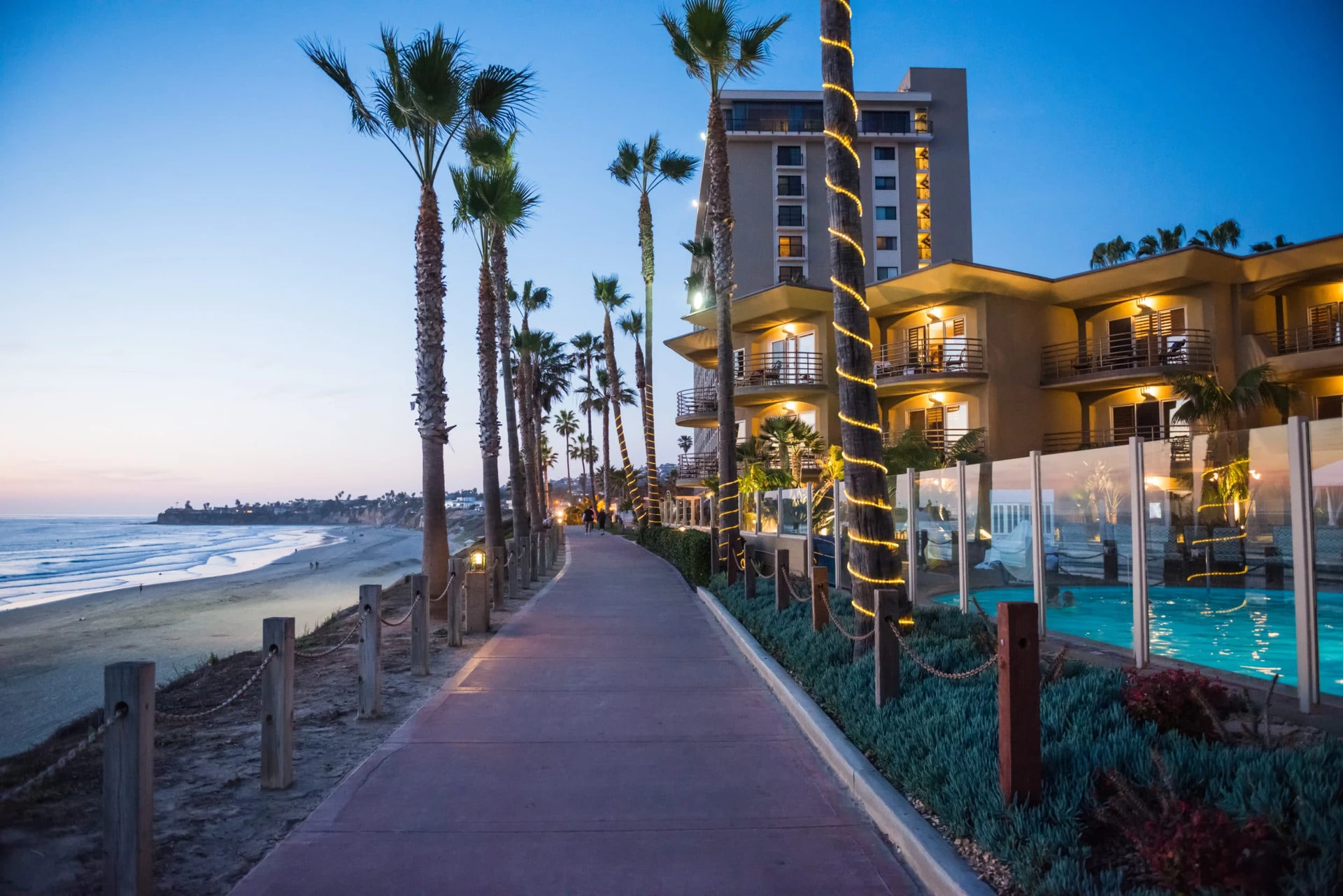 Pacific Terrace Hotel is located in the Pacific Beach neighborhood of San Diego