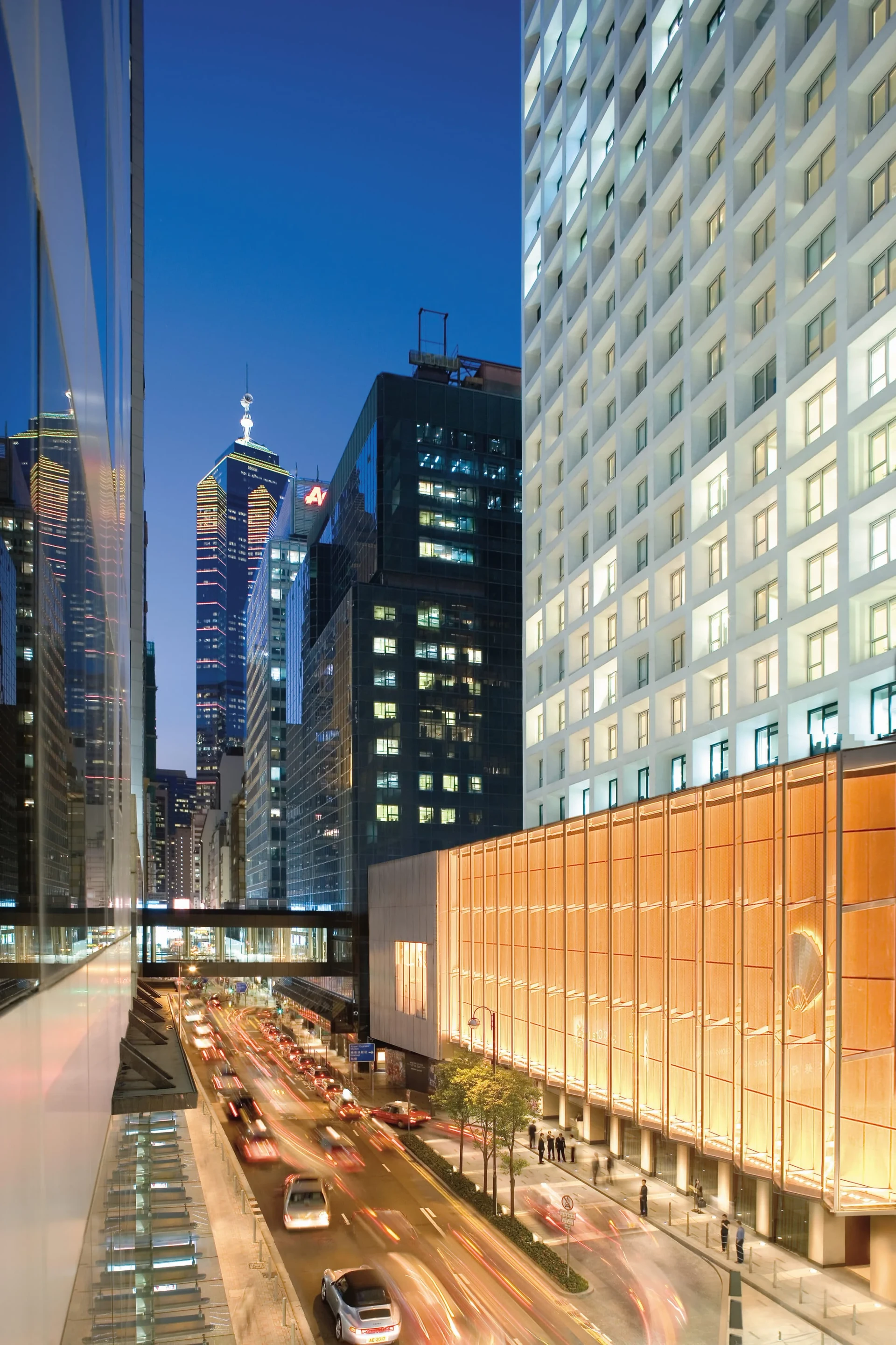 The Landmark Mandarin Oriental, Hong Kong location