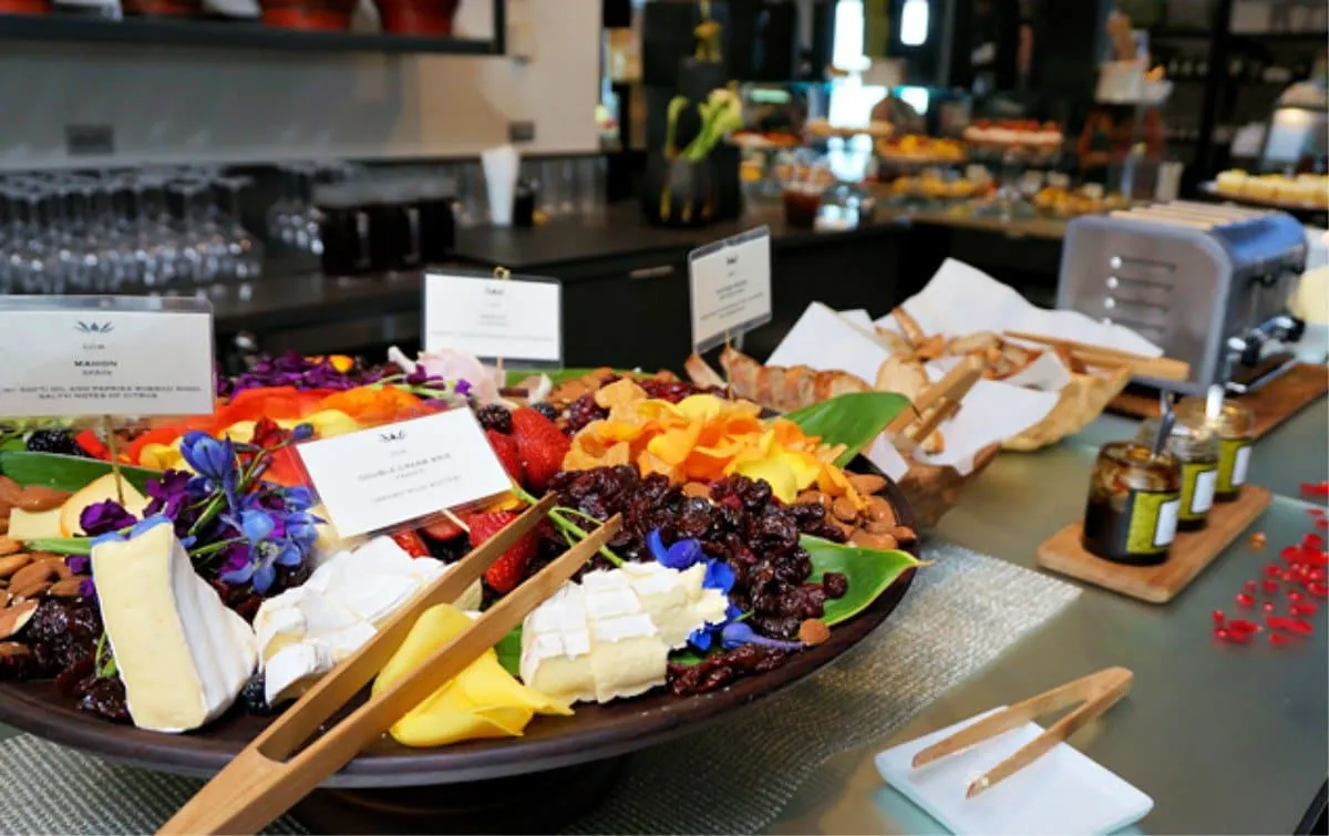 Best Little Italy restaurants: Extraordinary Desserts