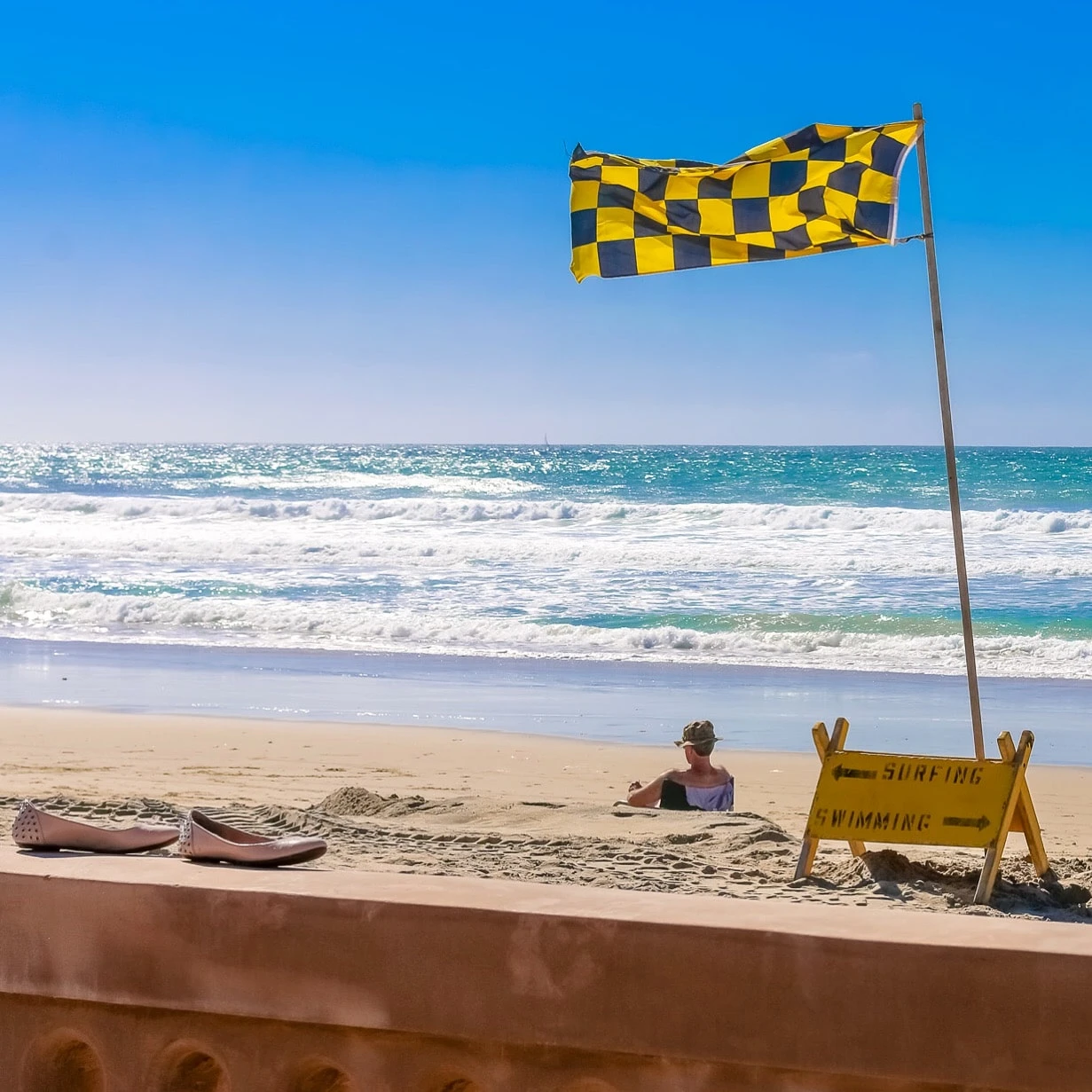 Checkered flag at Mission Beach