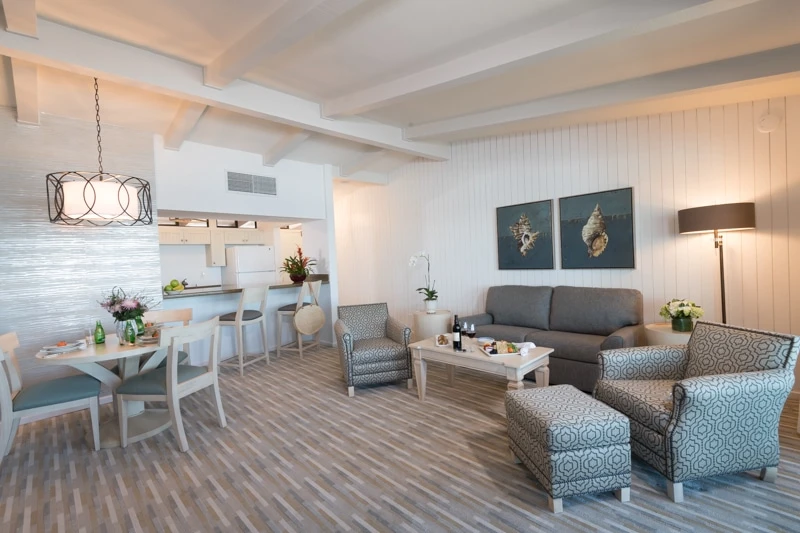 La Jolla Shores Hotel: La Jolla Suite Living Room