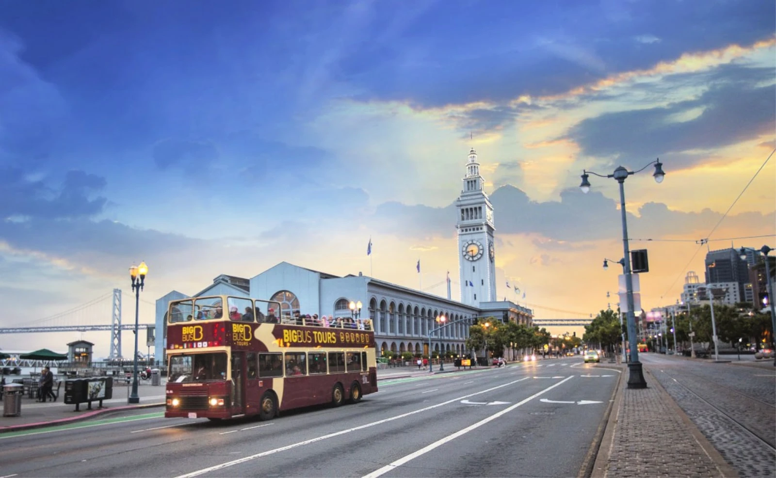 A Big Bus Tours bus driving past the San Francisco piers
