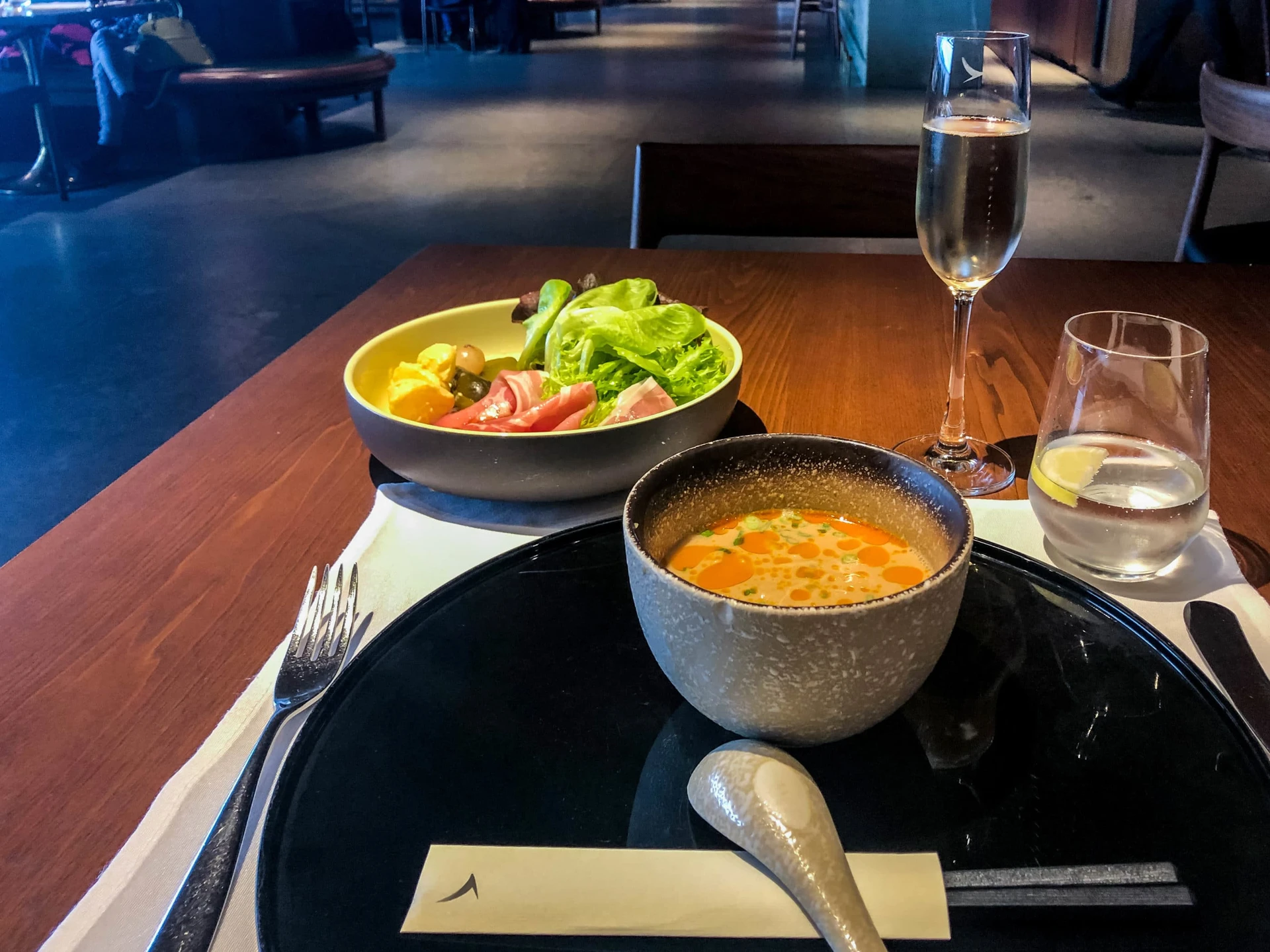 Dan dan noodles at the Cathay Pacific The Pier first class lounge