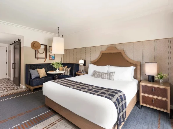 Pool View King interior at Estancia La Jolla