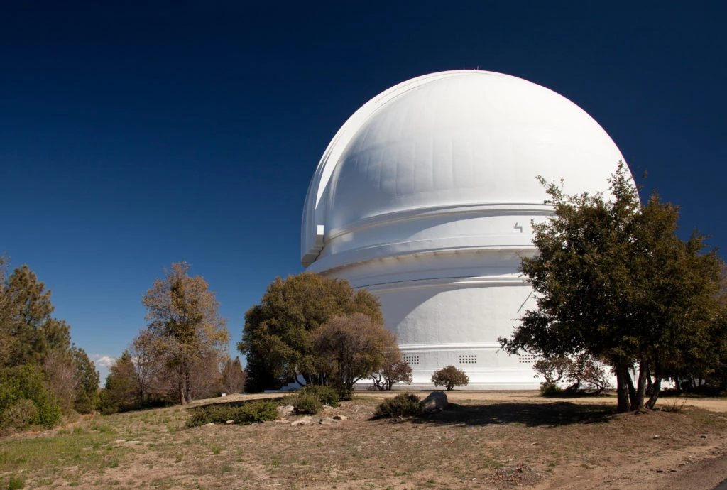 palomar mountain observatory's white dome