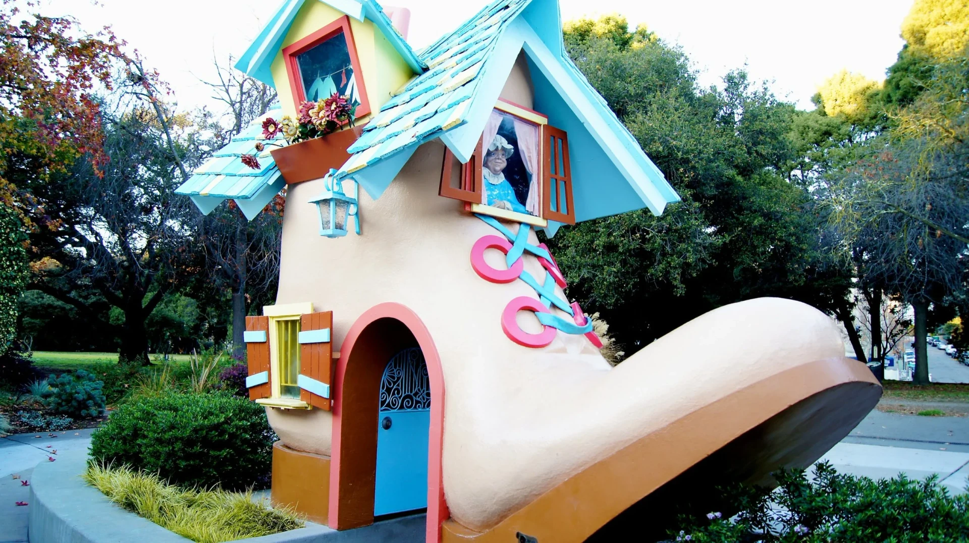 The giant shoe house at Children's Fairyland in Oakland.