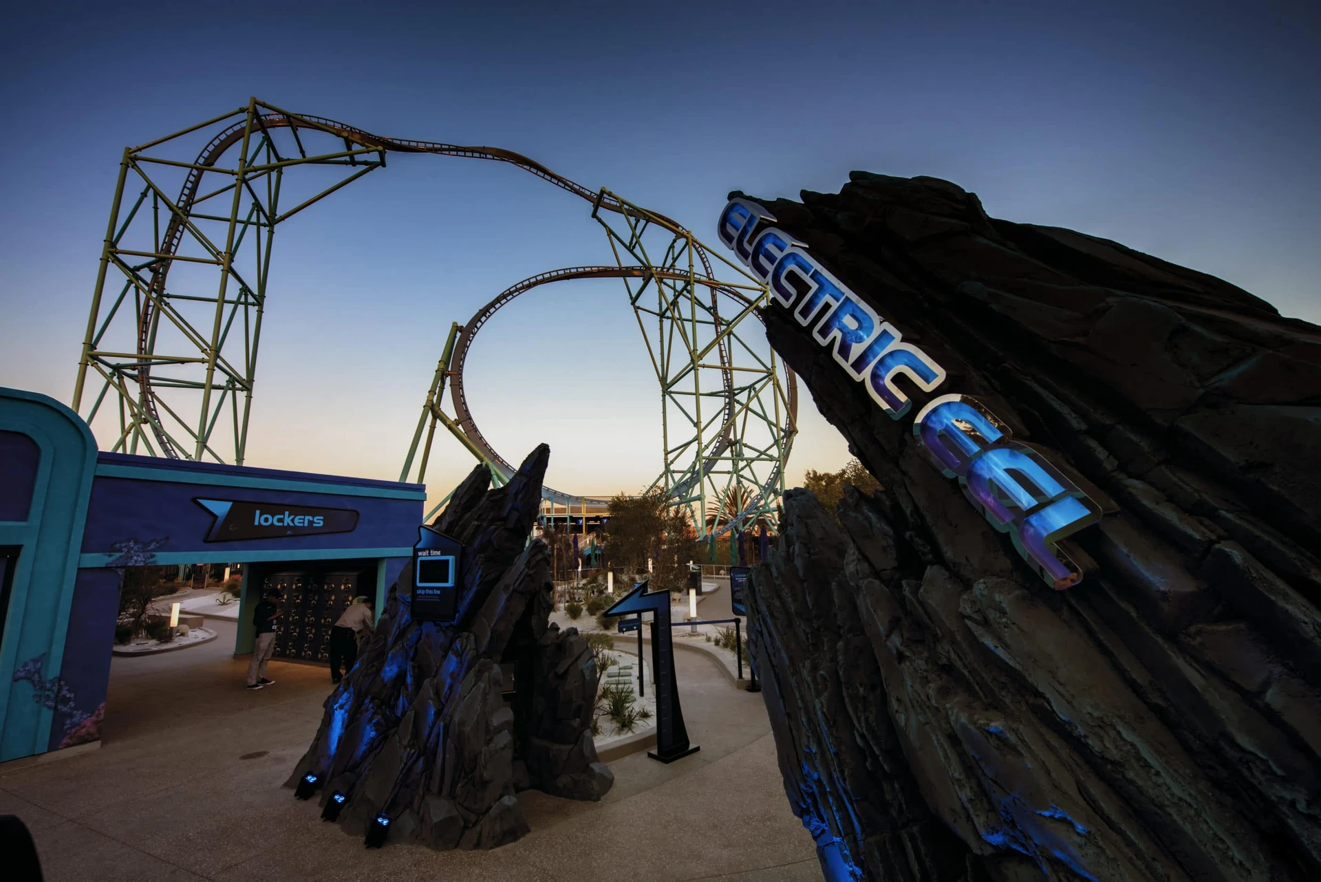View of the Electric Eel roller coaster track at dusk.