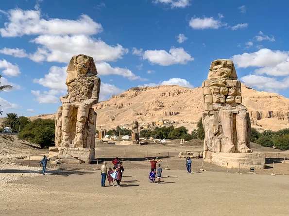 Front view of the Colossi of Memnon statues in Luxor, Egypt