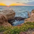 Sunset cliffs sunset over the ocean in San Diego.