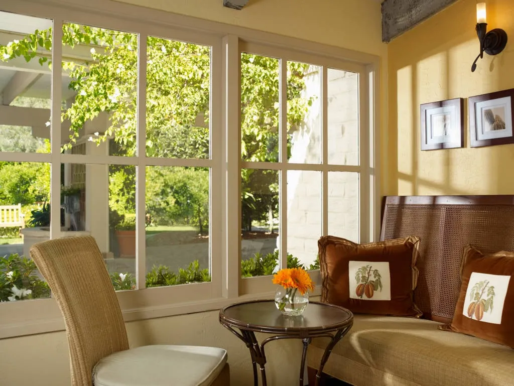 A cozy table and chairs inside Caf&eacute; Granada