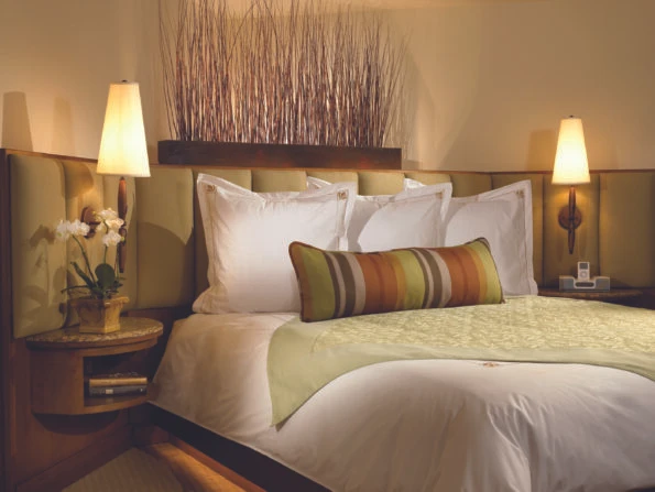 King bed in a Terazza room at Rancho Bernardo Inn