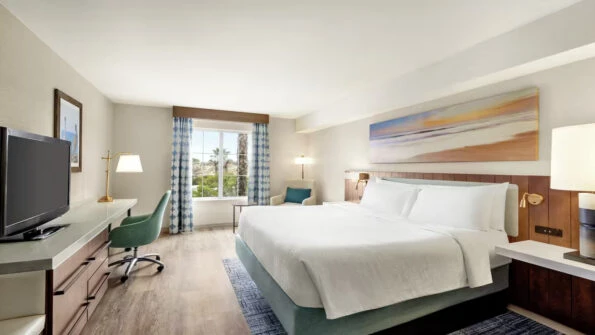 King guest room interior