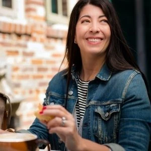 Katie Dillon headshot