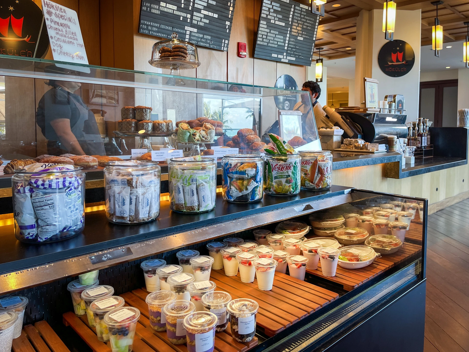 Grab-and-go coffee and snacks at Hokulea.