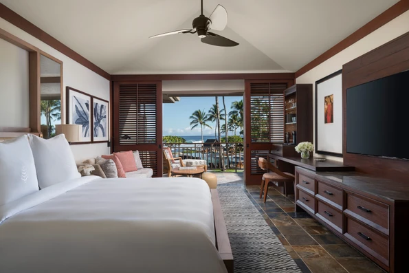 Prime Ocean View King interior at Four Seasons Hualalai