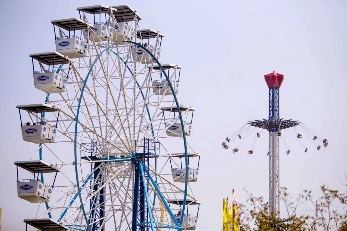 A Ferris Wheel at Valleyfair