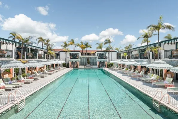 The famous pool at Lafayette Hotel in San Diego.