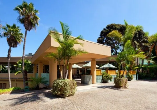 The entrance to Sheraton La Jolla