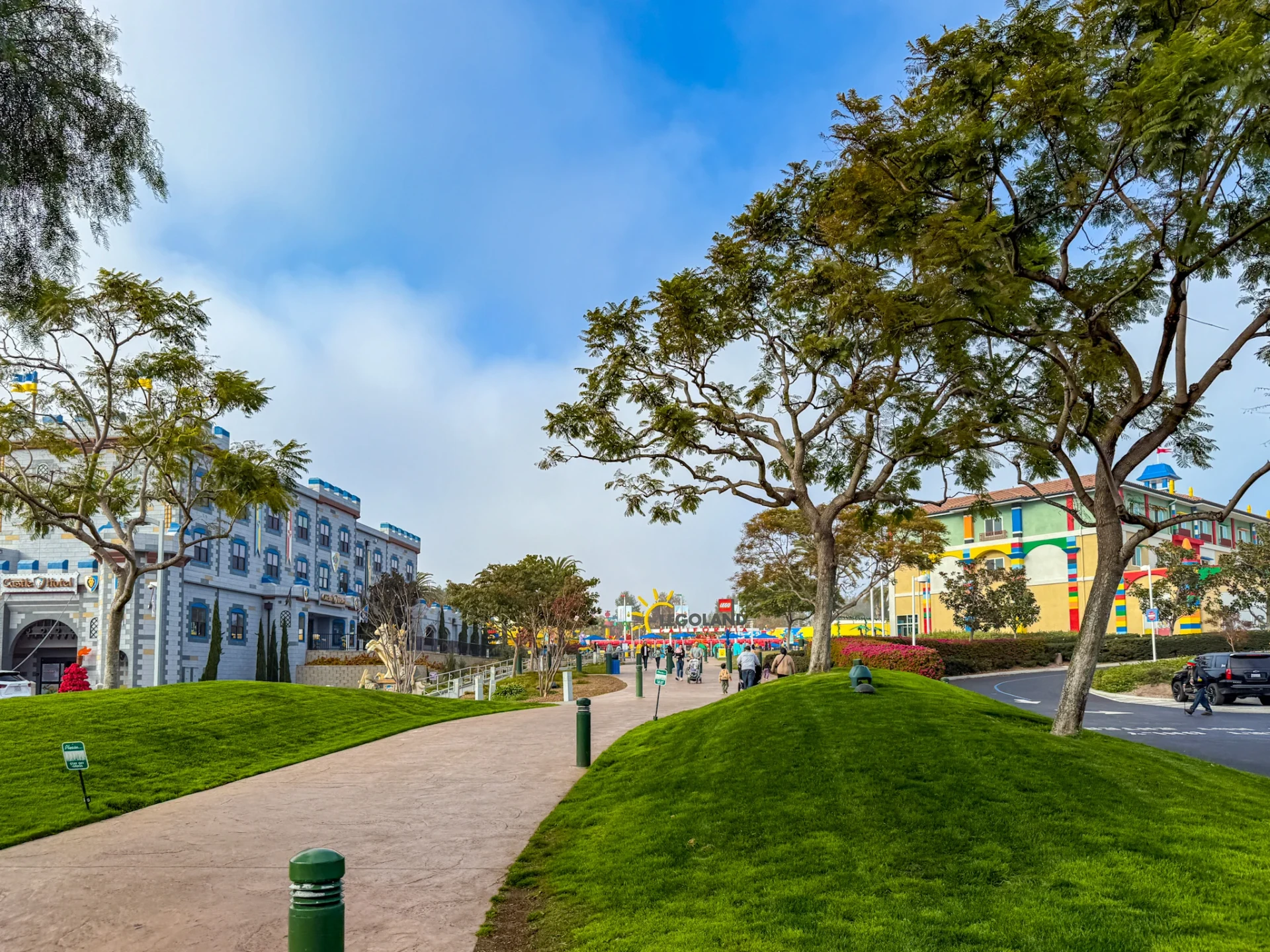 Wide shot of the LEGOLAND California entrance showing the hotels on each side.