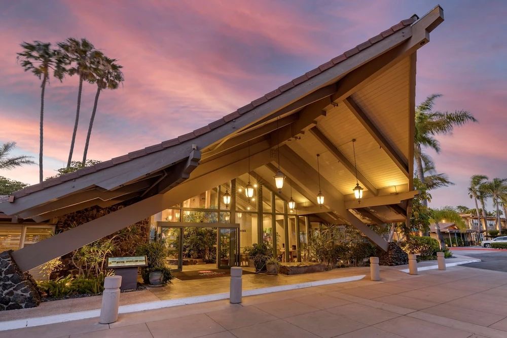 Best Western Plus Island Palms Hotel and Marina on Shelter Island San Diego